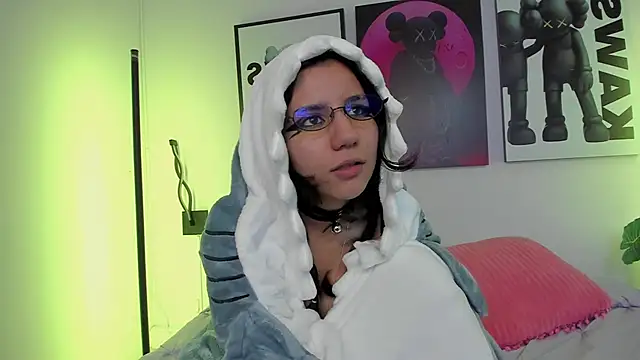HollyPeach Webcam Show