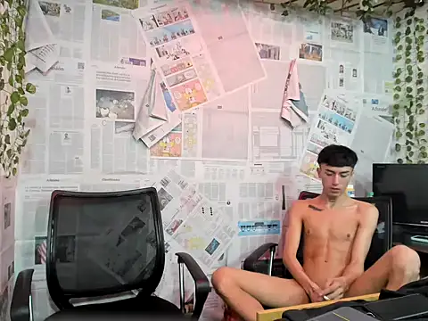 heyy_noah11 Adlı Modelin Web Kamerası Şovu