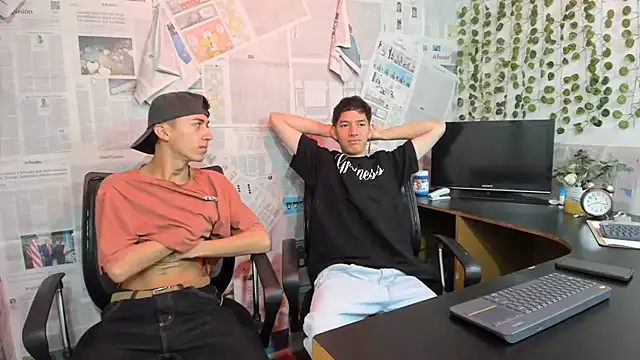 heyy_noah11 Webcam Show