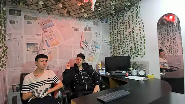heyy_noah11 Adlı Modelin Web Kamerası Şovu