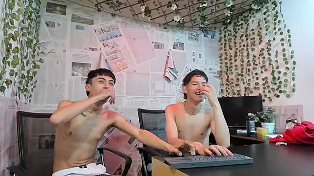 heyy_noah11のウェブカメラショー