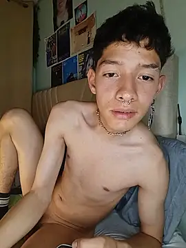 heyy_noah11 Pertunjukan Webcam