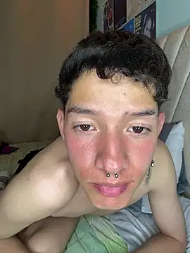 heyy_noah11 Webcam show