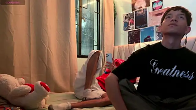 heyy_noah11 Webcam Show