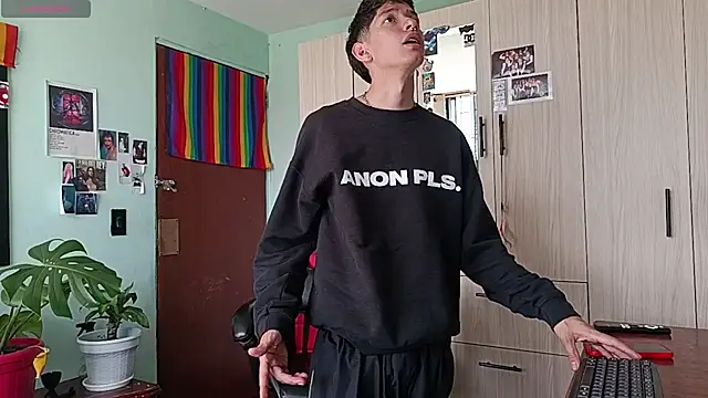 Show de heyy_noah11 na webcam