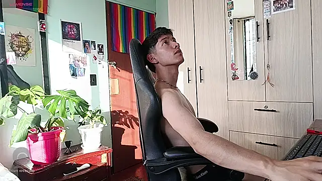 Show de heyy_noah11 na webcam