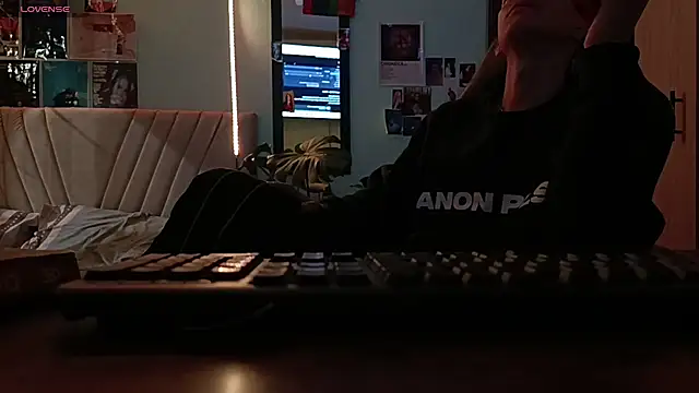 heyy_noah11 webkamerás műsora