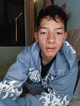 heyy_noah11 Webcamshow