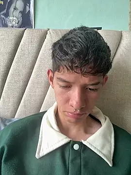 heyy_noah11 Webcamshow