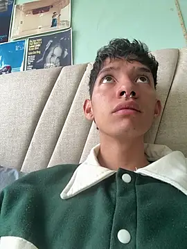 عرض كام heyy_noah11