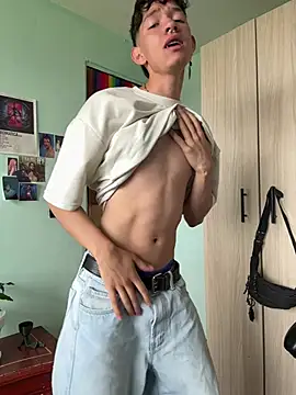 heyy_noah11 Webcamshow