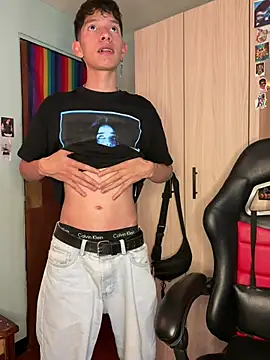 عرض كام heyy_noah11