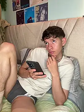 heyy_noah11 Webcam Show