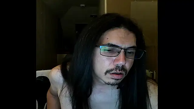bandrews4795 Show in webcam