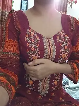 Chat +18 de Tanha18 ao vivo