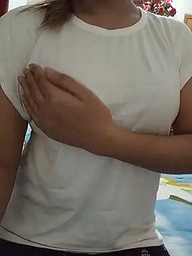 Chat +18 de Tanha18 ao vivo