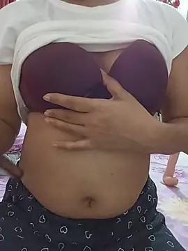 Tanha18 即時 XXX 聊天