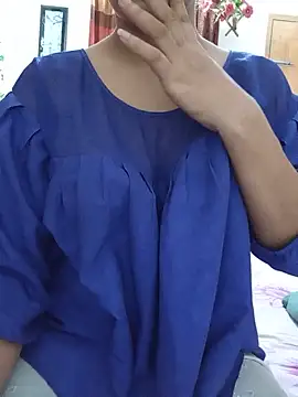 Chat +18 de Tanha18 ao vivo