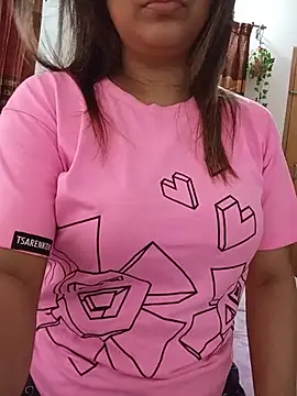 Tanha18 XXX чат на живо