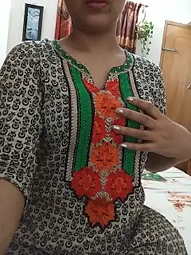 Tanha18 Obrolan Langsung XXX