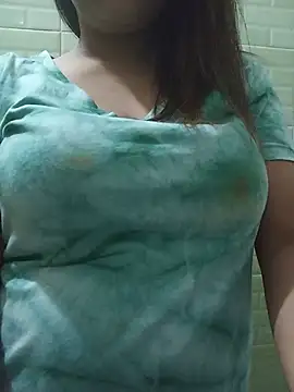 Tanha18 XXX чат на живо