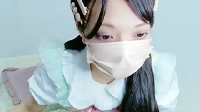 Ichikachan Chat XXX live