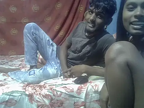 Indiansmiley01 Live XXX-Chat