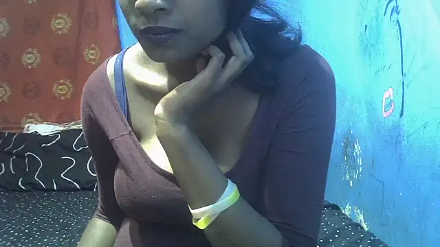 Indiansmiley01 Live XXX-Chat