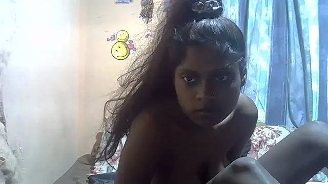 Indiansmiley01's Live XXX Chat