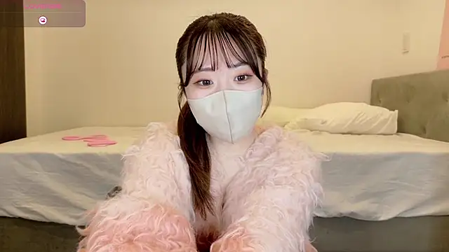 yura_ra_ra's Live XXX Chat