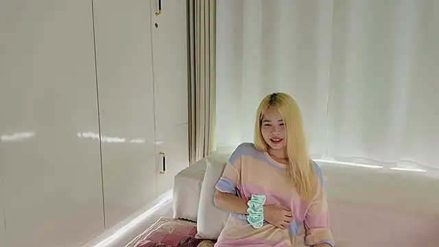 Bonbonnn64 在線直播表演