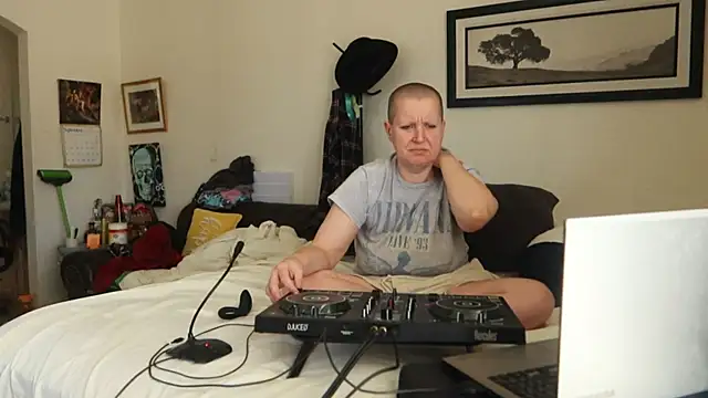BellaBlueBBW – live chatrum