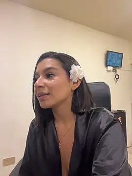 AlyssaRay's Live XXX Chat