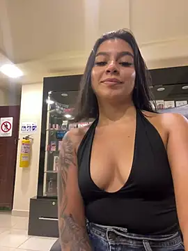 AlyssaRay Live Chatrum
