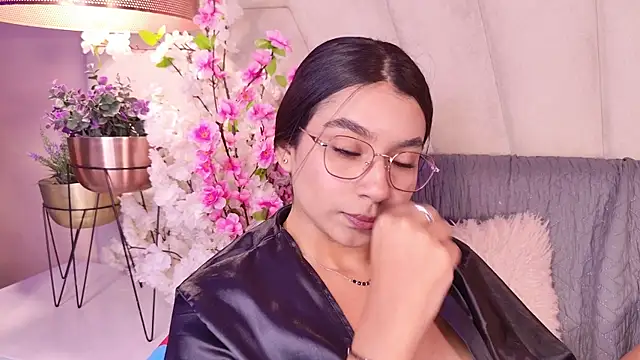 AlyssaRay's Live XXX Chat