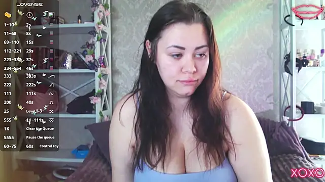 kiksee_'s Live XXX Chat