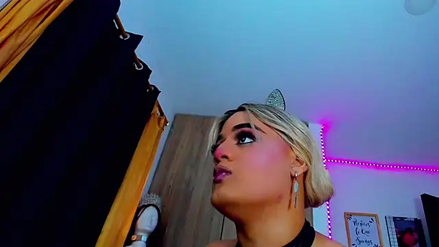 Amber_bigdick22 Pertunjukan Webcam