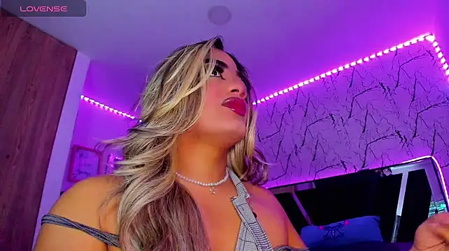 Amber_bigdick22 Webcam-Show