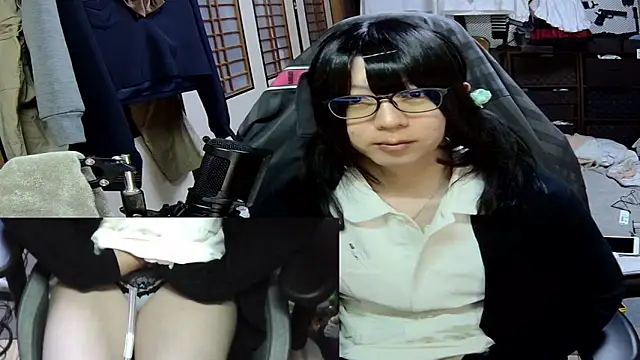 rina_nyanxxx Show Webcam