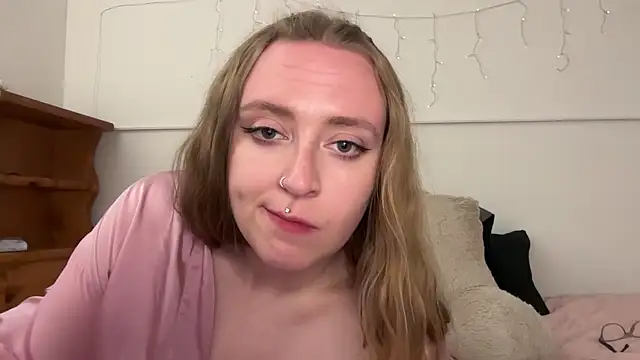 Pattyworld69 Pertunjukan Webcam