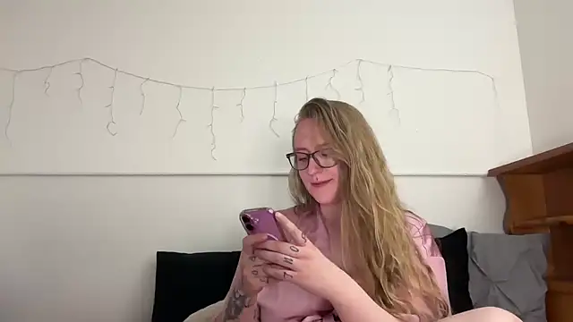 Pattyworld69 Pertunjukan Webcam