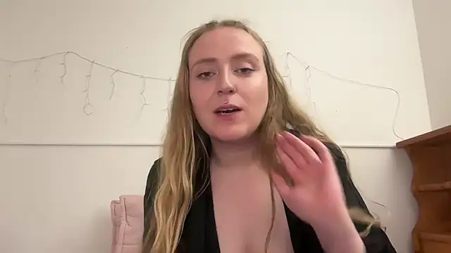 Pattyworld69 现场XXX聊天