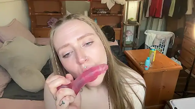 Pattyworld69's Webcam Show