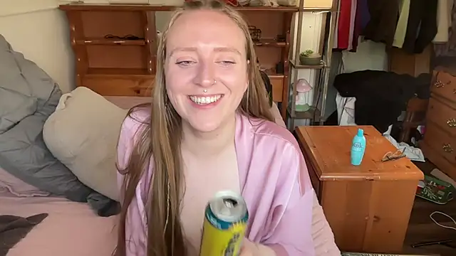 Pattyworld69 Show in webcam