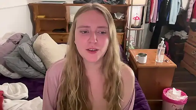 Pattyworld69's Webcam Show