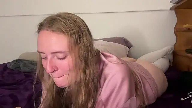 Pattyworld69 Pertunjukan Webcam