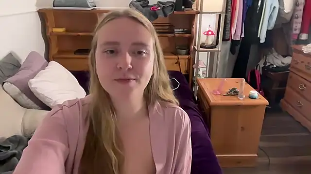 Pattyworld69's Live Chat Room