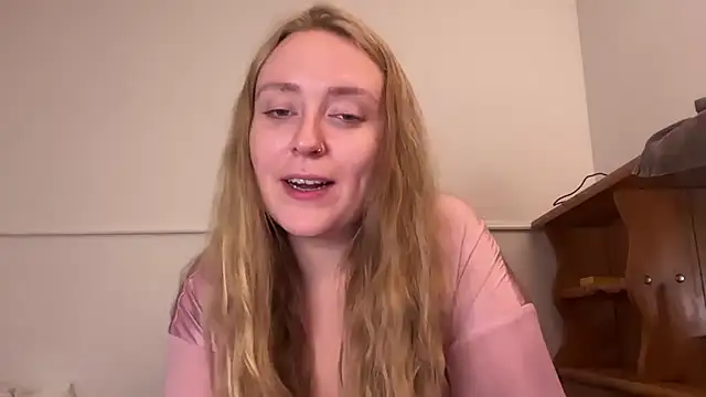 Pattyworld69 Pertunjukan Webcam