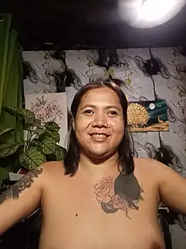 TabooSHOWgirl18 Show Webcam