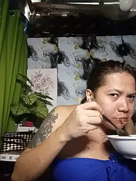 TabooSHOWgirl18 Pertunjukan Webcam